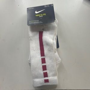 Brand new never worn nike socks can be used for whatever!